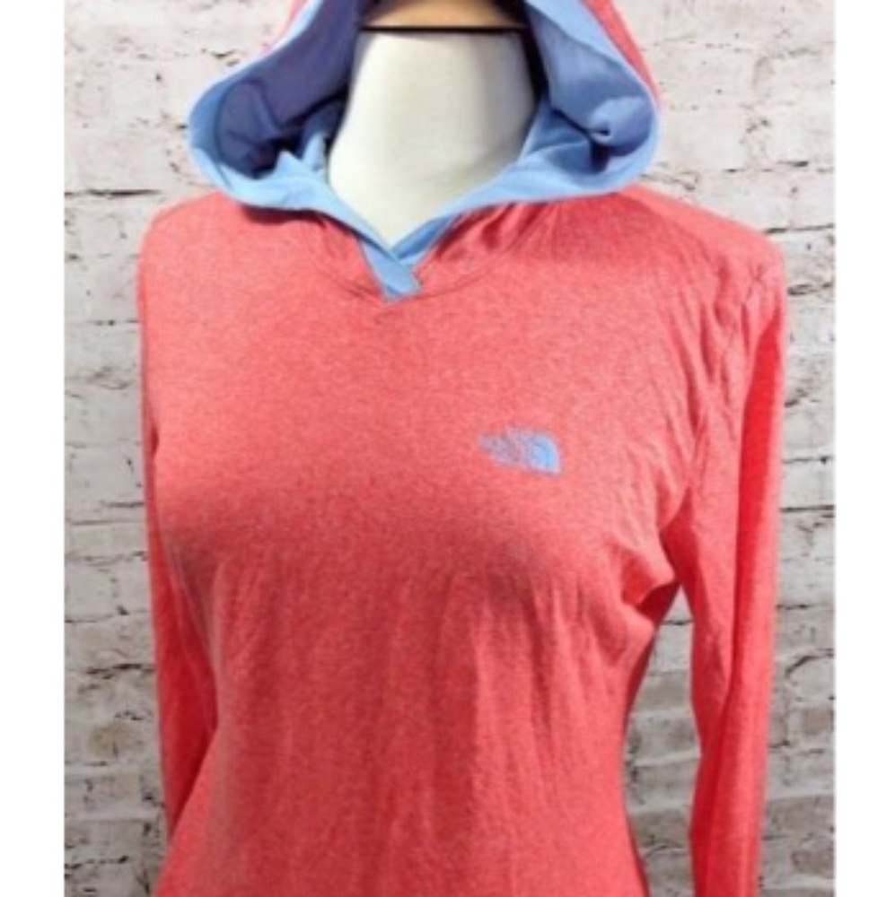 The North face long sleeves hoodie